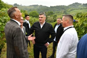“Diplomatic harvest” in Plešivica