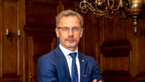 Boris Vujčić, Governor of the Croatian National Bank : A digital euro would complement cash and not replace it